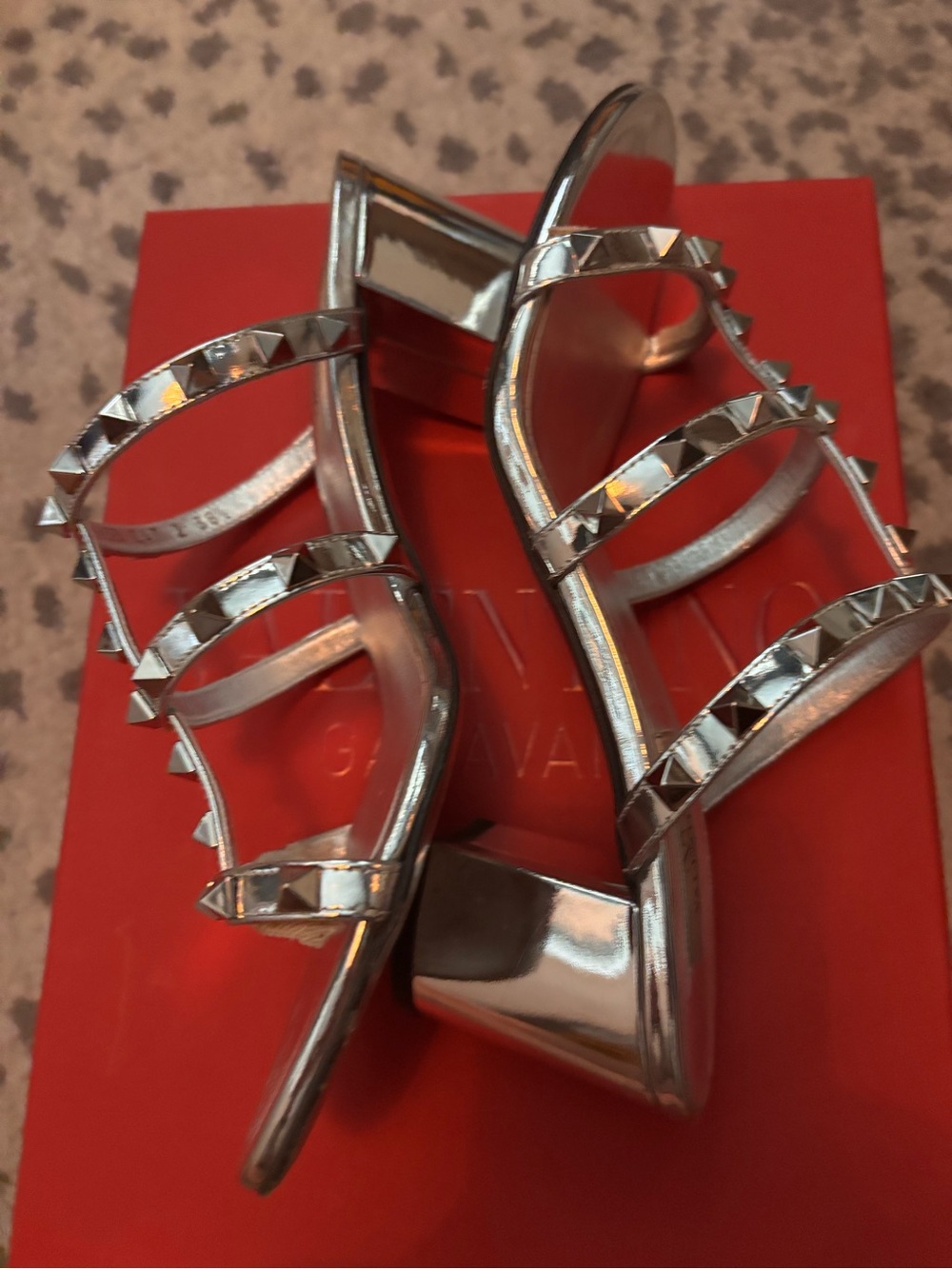 Valentino T -Strap Rockstud block Heel size 3-81/2 Metallic Patin Leather